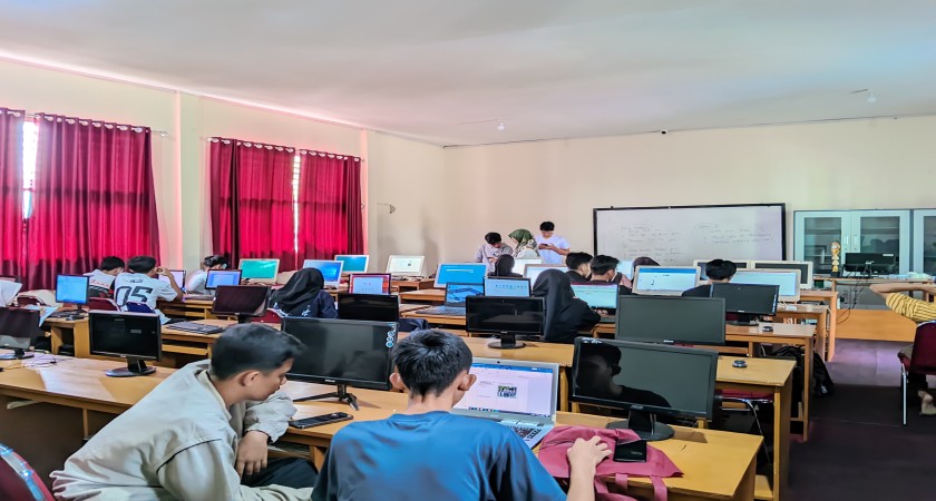 Meningkatkan Profesionalitas Organisasi Siswa Melalui Penyusunan LPJ OSIS, MPK, dan Ekstrakurikuler MAN 2 Kota Sukabumi