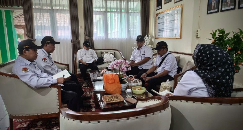 Perkuat Sinergi dan Tata Kelola, Pimpinan MAN 2 Kota Sukabumi Gelar Rapat Koordinasi Internal