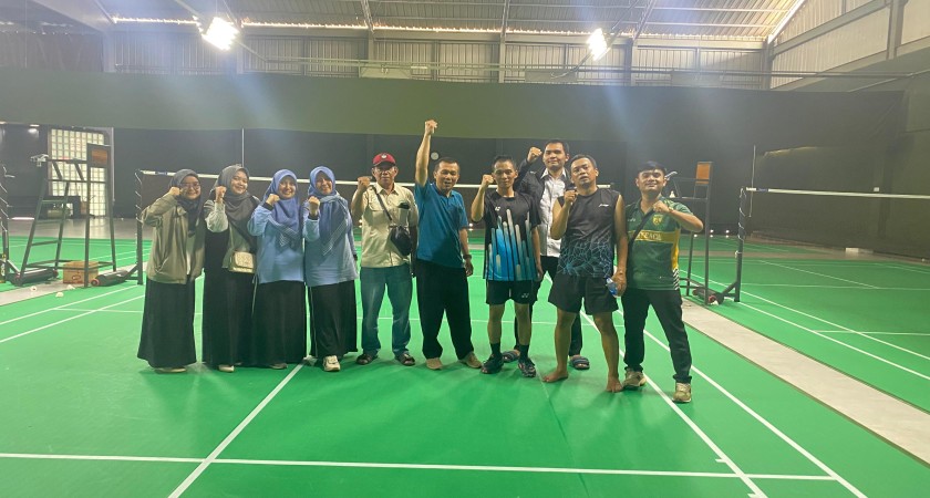 Ganda Putra Badminton MAN 2 Kota Sukabumi Sabet Juara Tiga di Ajang HAB Kemenag ke-80