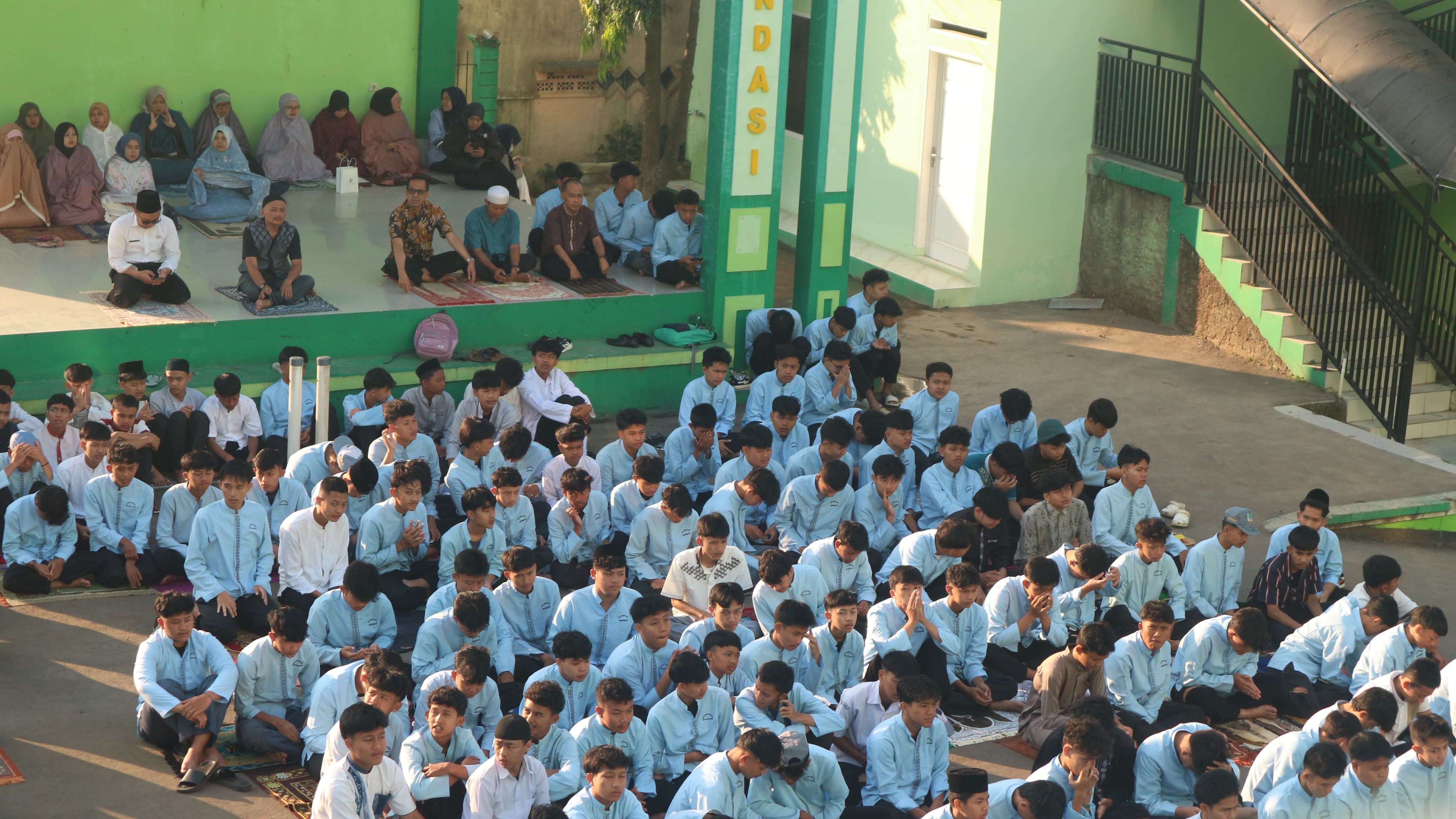 Ayat-Ayat Suci Menggema, MAN 2 Kota Sukabumi Perkuat Budaya Religius melalui Rangkaian Kegiatan Keagamaan