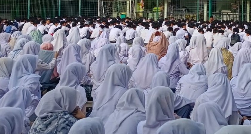 Hangatkan Hari Arafah dengan Munajat dan Tadarus Bersama di MAN 2 Kota Sukabumi
