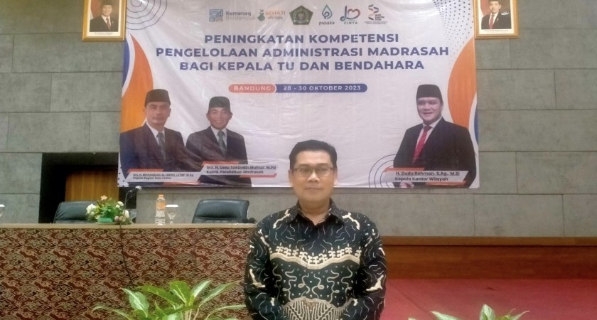 Perkuat Tata Kelola Madrasah: KAUR TU dan Bendahara MAN 2 Kota Sukabumi Ikuti Bimtek Pengelolaan Dana BOS dan Renstra