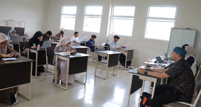 Siswa MAN 2 Kota Sukabumi Juarai Lomba Desain Grafis Tingkat Kota