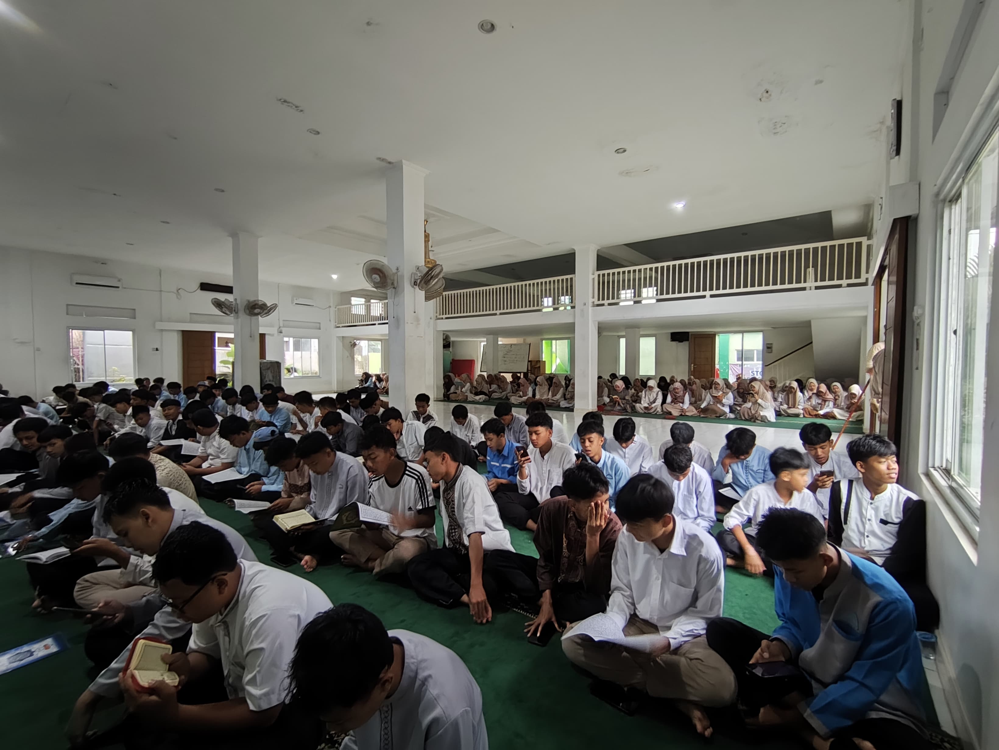 Doa Bersama untuk Indonesia, Siswa MAN 2 Kota Sukabumi Gelar Istigasah
