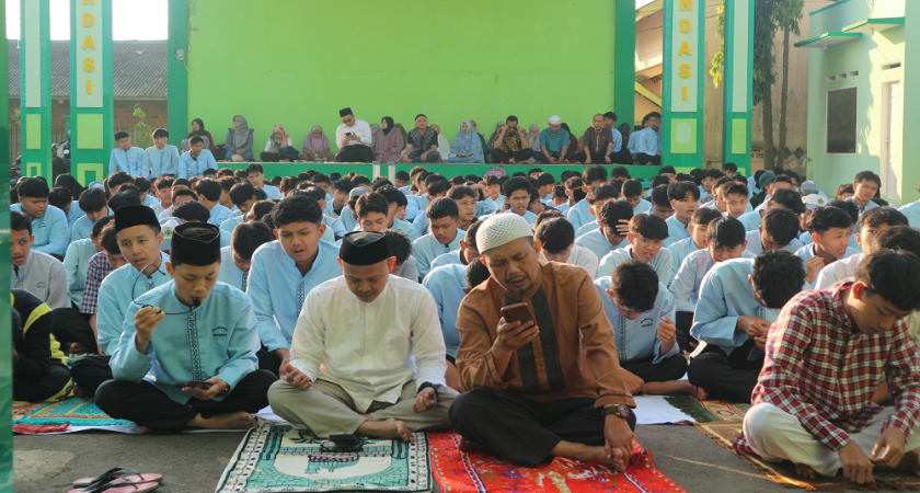 MAN 2 Kota Sukabumi Tanamkan Nilai Religius Lewat Shalat Dhuha Bersama