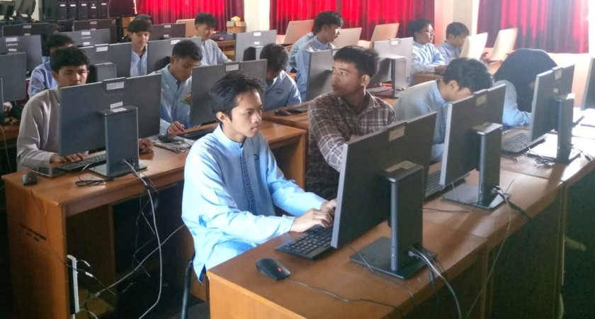 Menjaring Kreator Unggul: MAN 2 Kota Sukabumi Gelar Pelatihan dan Seleksi Desain Grafis Pra-HAB Kemenag