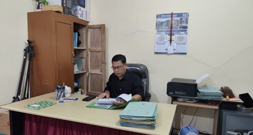 MAN 2 Kota Sukabumi Gelar Telaah Administrasi untuk Tingkatkan Tata Kelola