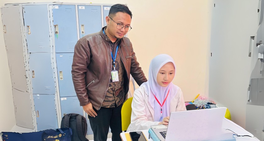 Rayfi Siti Fadhila Wakili MAN 2 Kota Sukabumi di Olimpiade Bahasa Arab Tingkat Provinsi Jawa Barat