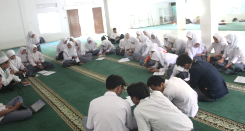 Belajar Hukum Waris Islam, IRMA MAN 2 Kota Sukabumi Gelar Praktik Faraid