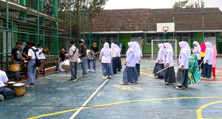 Semangat Patriotisme Menggema di Latihan Drumband MAN 2 Kota Sukabumi Jelang HUT RI ke-80