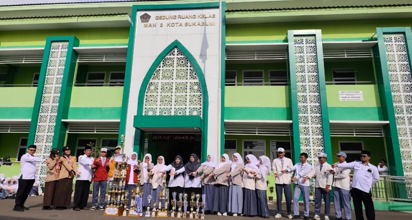 MAN 2 Kota Sukabumi Beri Apresiasi kepada Anggota Ekstrakurikuler Berprestasi Agustus 2025