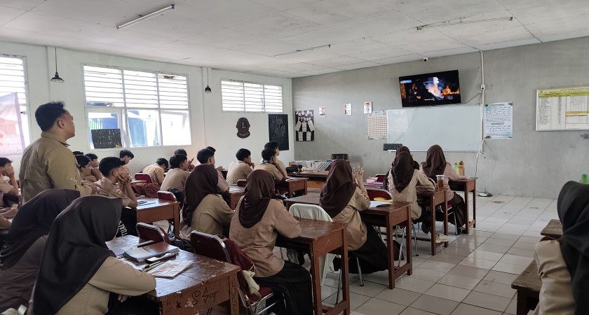 Audiovisual dalam Pembelajaran SKI: Menghidupkan Sejarah Islam di MAN 2 Kota Sukabumi